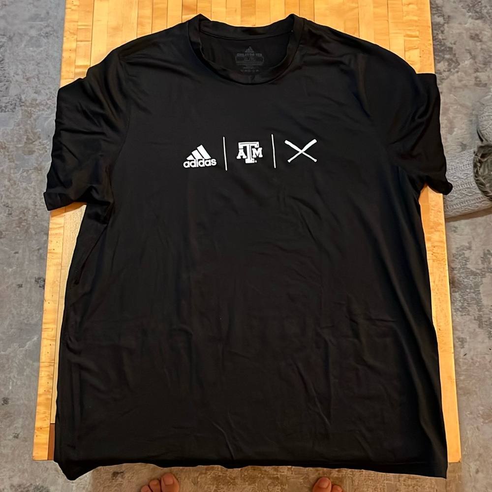XL adidas Texas A&M baseball athletic tee